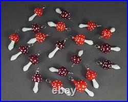 20 VINTAGE BLOWN GLASS MUSHROOMS / Fly Agaric (# 12613)
