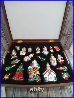 NwtsVintage Holiday Lane Glass Ornaments In wood Collections Case hand blown