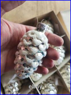 Vintage 1960s Glass Christmas Ornaments lot 12 Pine cones MICA Snow Large