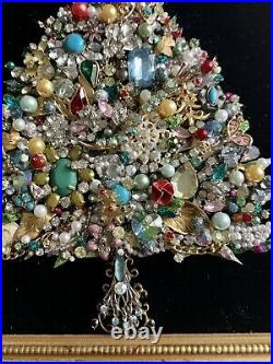 Vintage Jewelry Lot Christmas Tree Framed Art Mixed Glitter Gift Rhinestone Gold