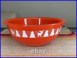 Vintage Pyrex Glass Red Christmas Mixing Bowl Snowman Reindeer Snow 2.5L Size