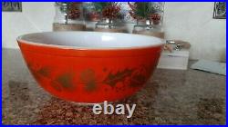 Vintage Pyrex Red Christmas Gold Leaf Holly Berry Large Bowl
